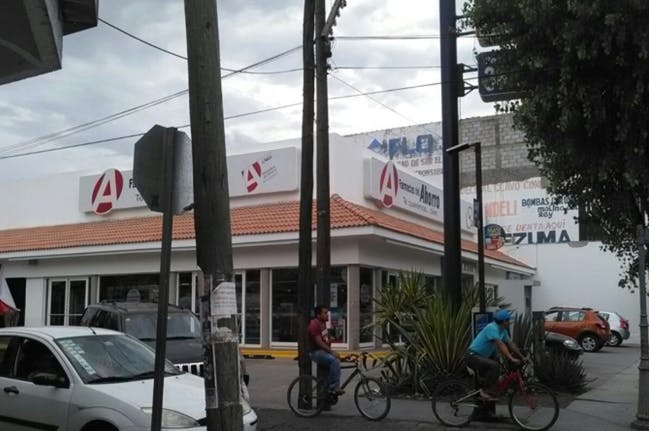 Local Comercial Spot2