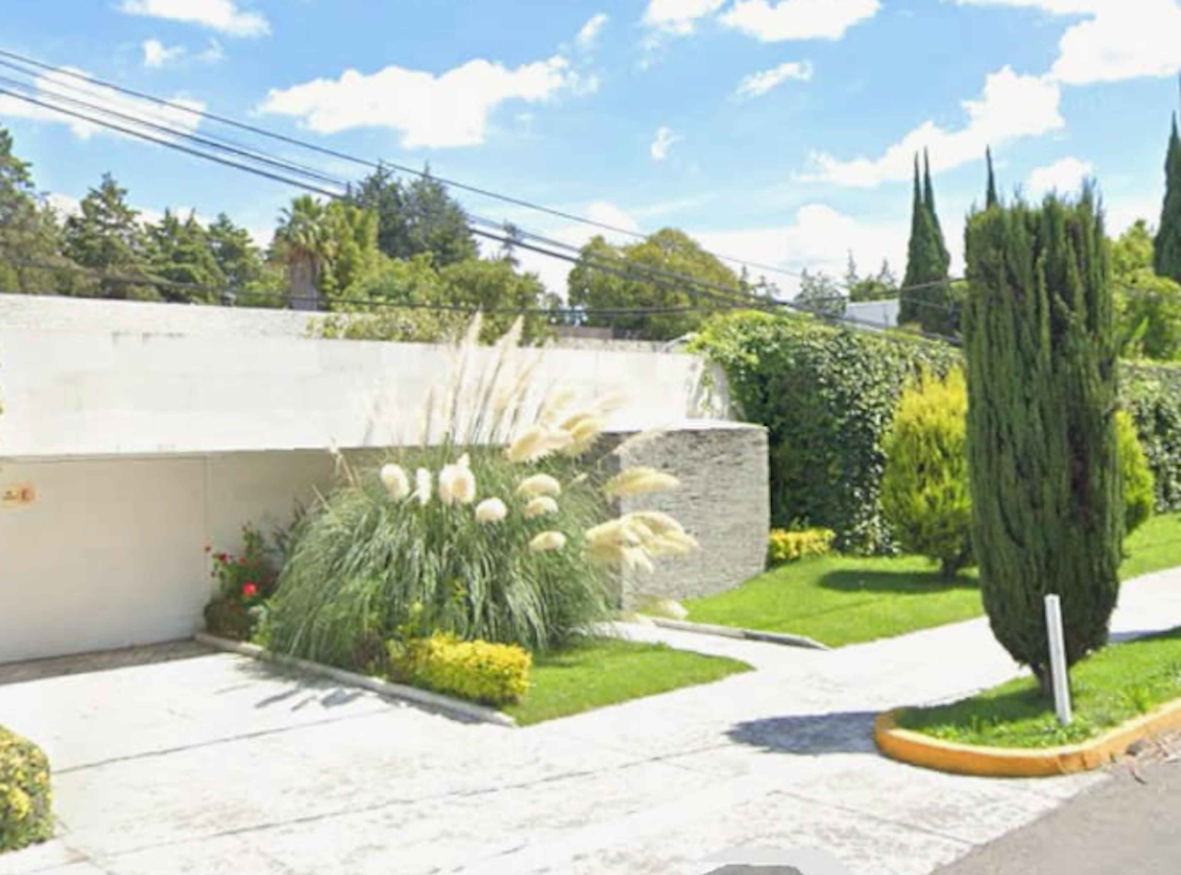 Boulevard Hermanos Serdán 254