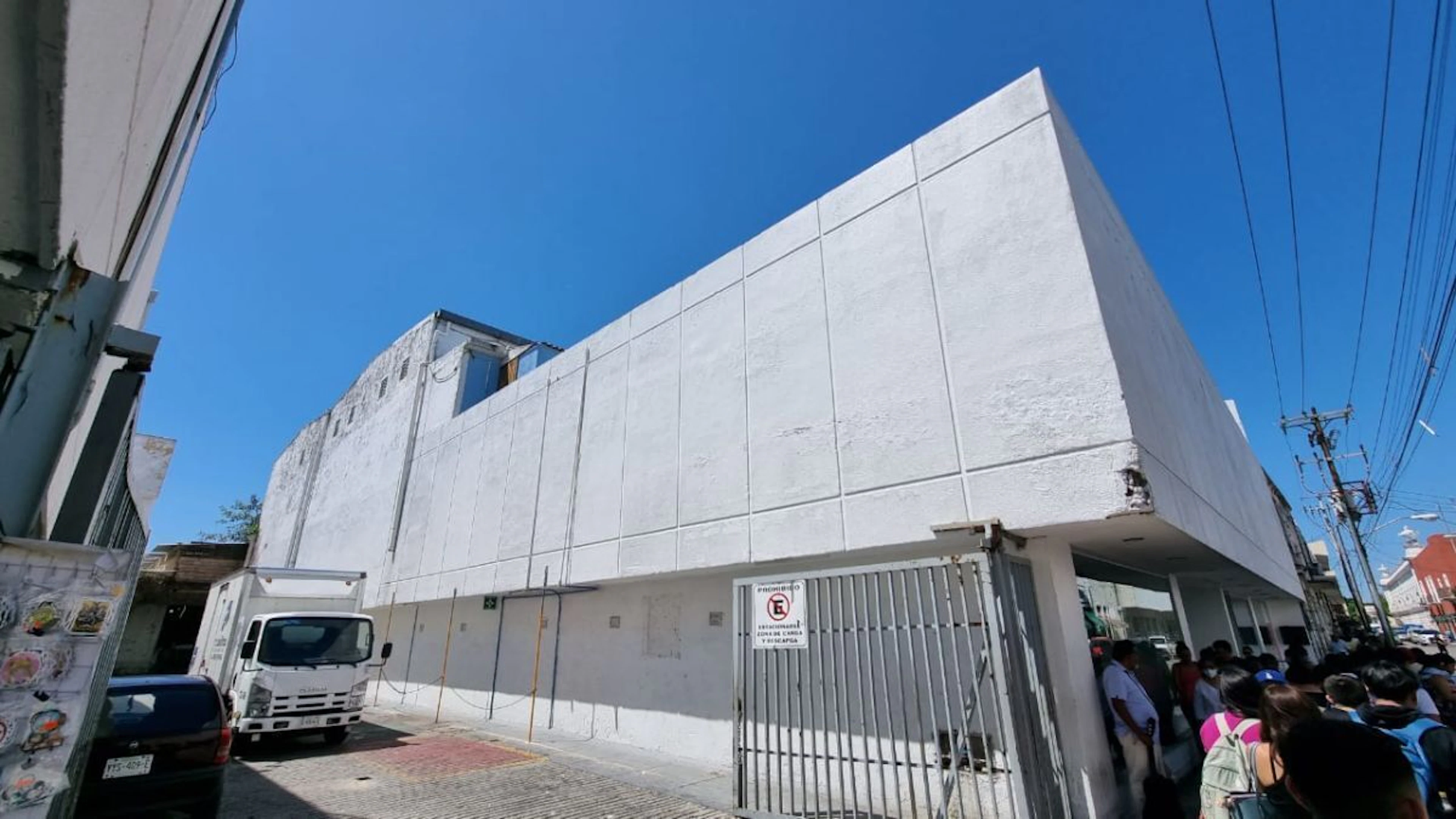 Local Comercial Spot2