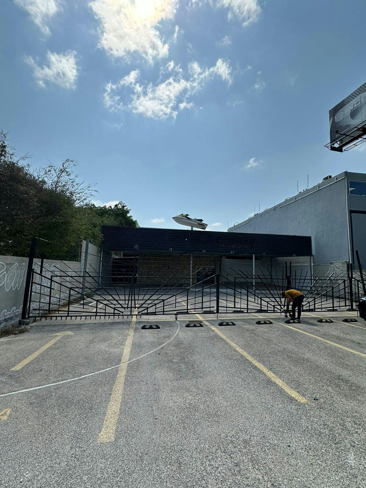 Local Comercial Spot2