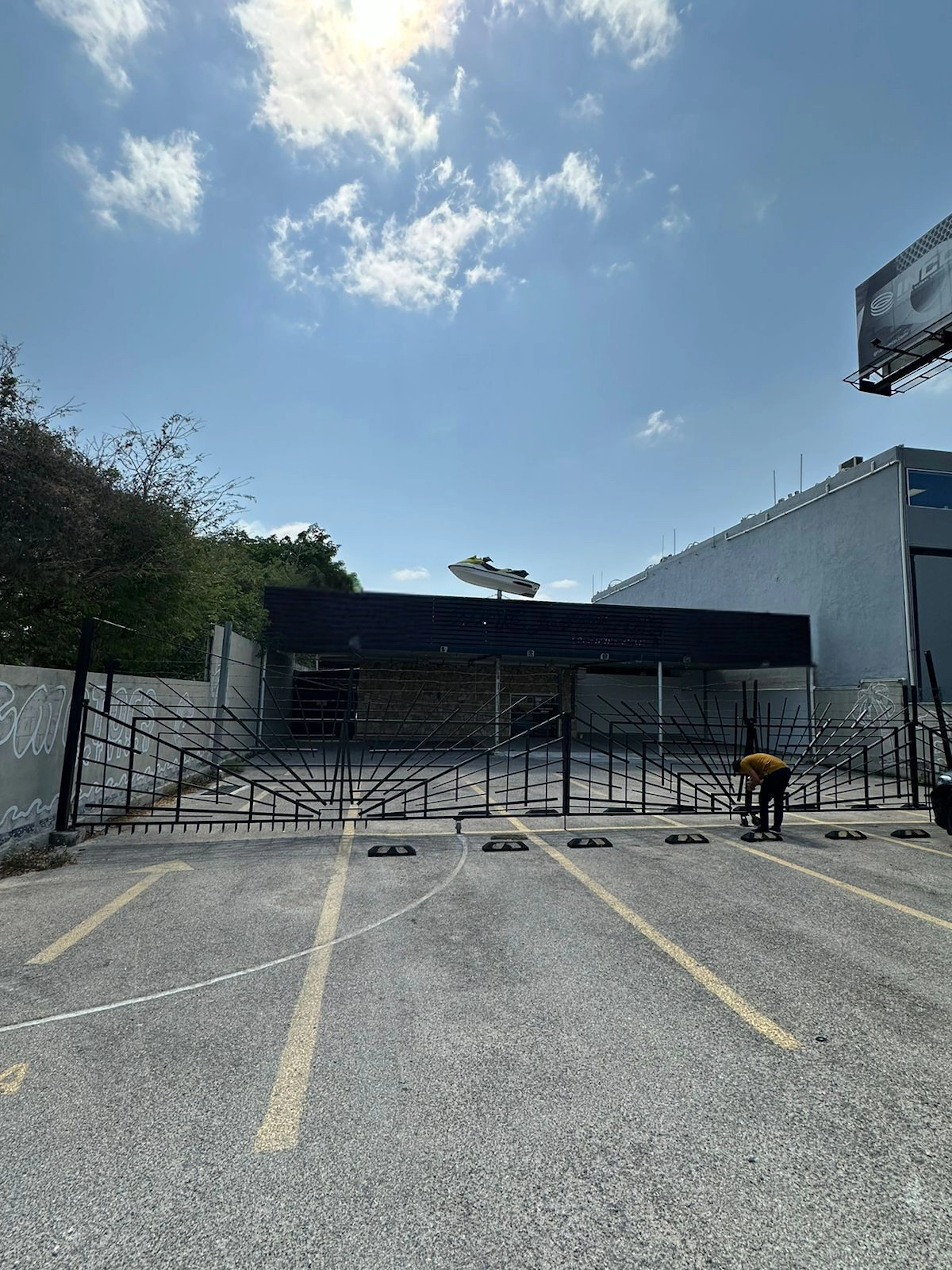 Local Comercial Spot2