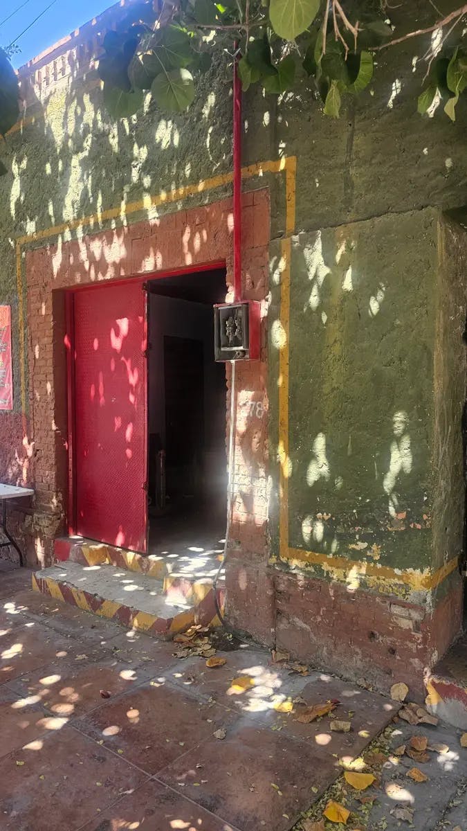 Local Comercial Spot2