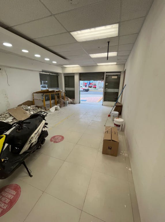 Local Comercial Spot2