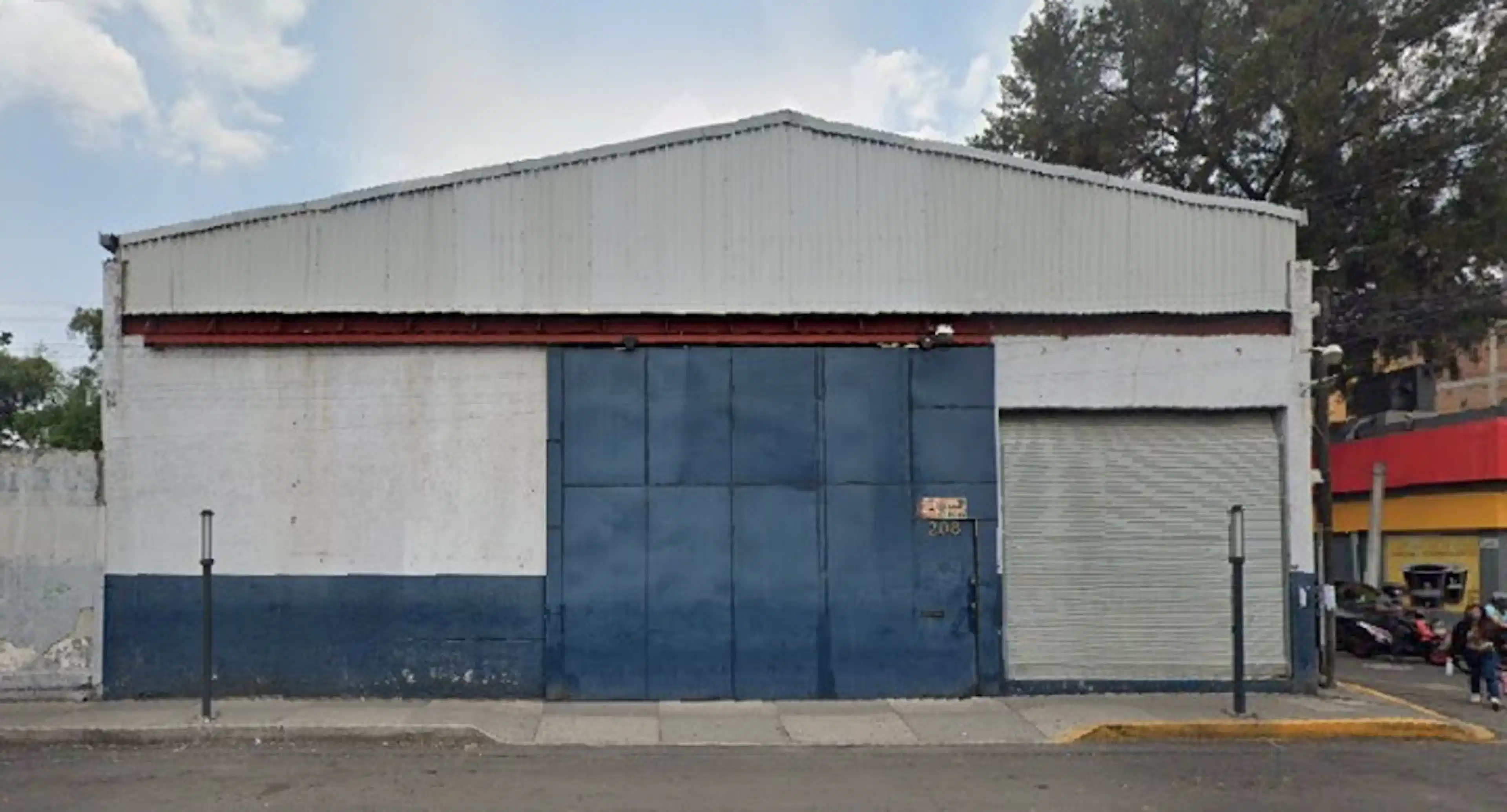 Calzada San Bartolo Naucalpan 208