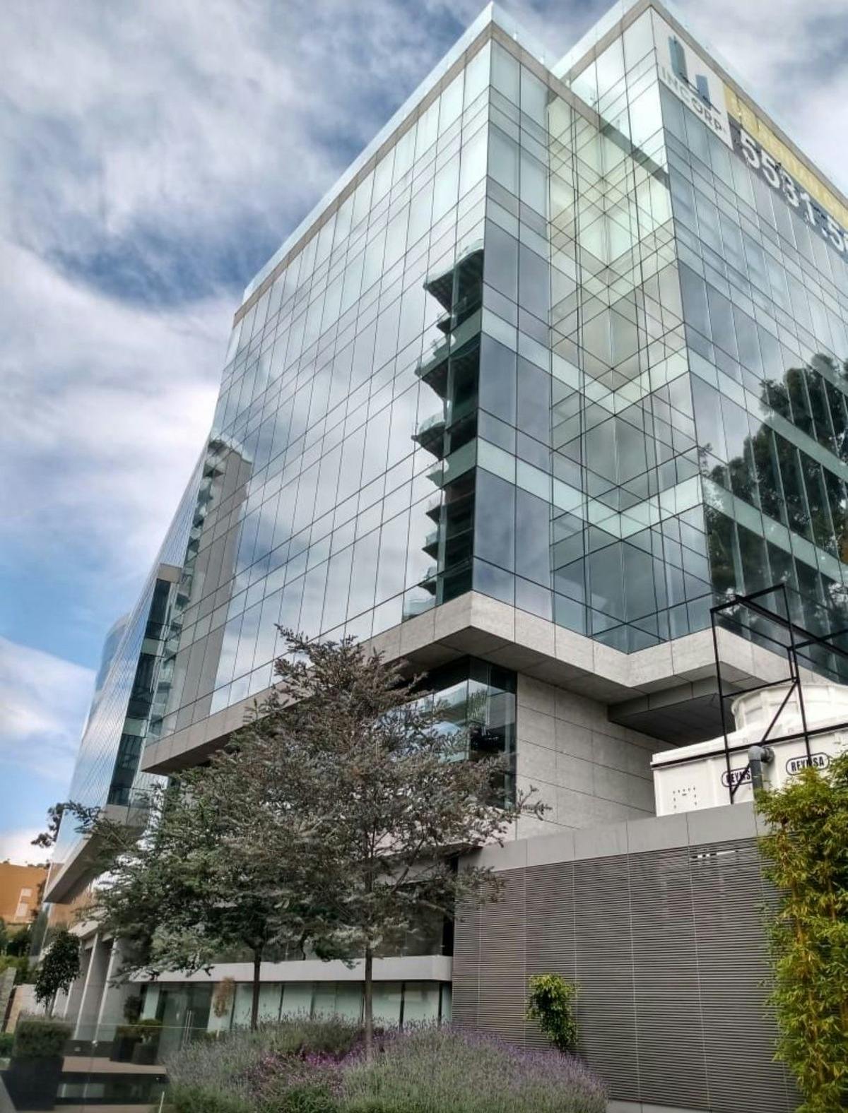 Local Comercial Spot2