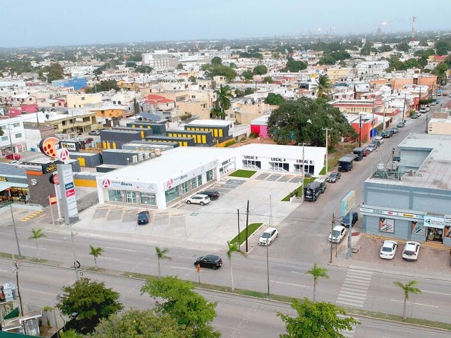 Local Comercial Spot2