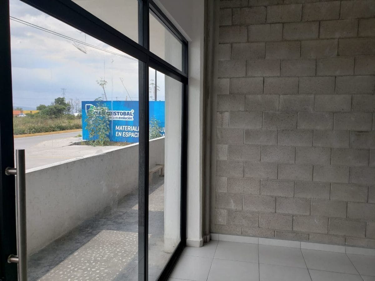 Local Comercial Spot2