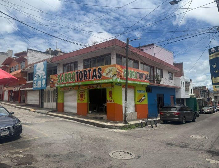 Local Comercial Spot2