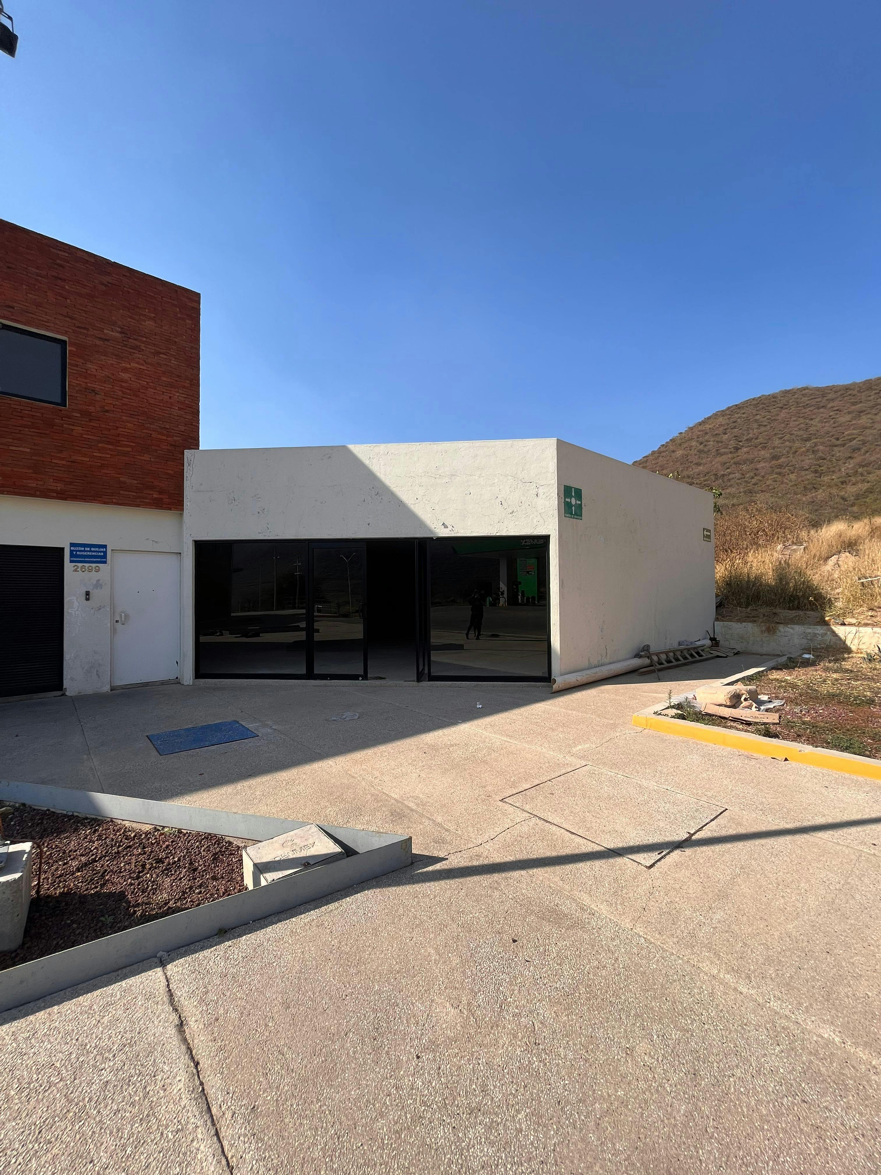 Local Comercial Spot2