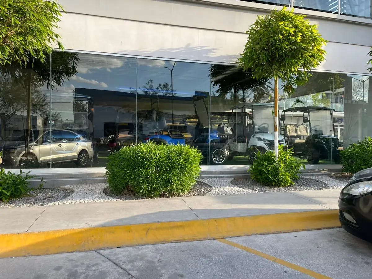 Local Comercial Spot2