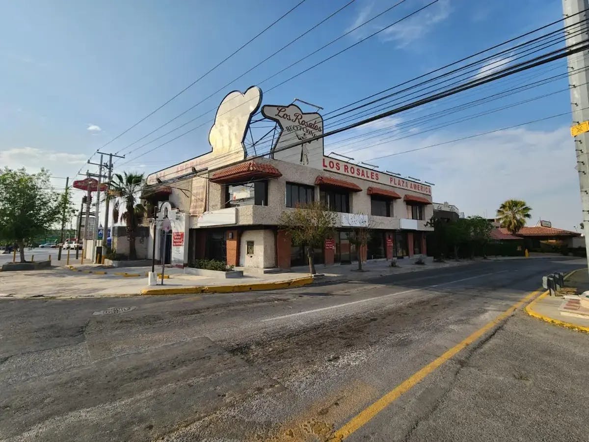 Local Comercial Spot2