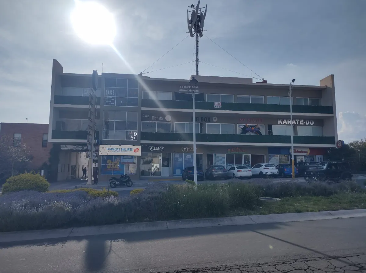 Local Comercial Spot2