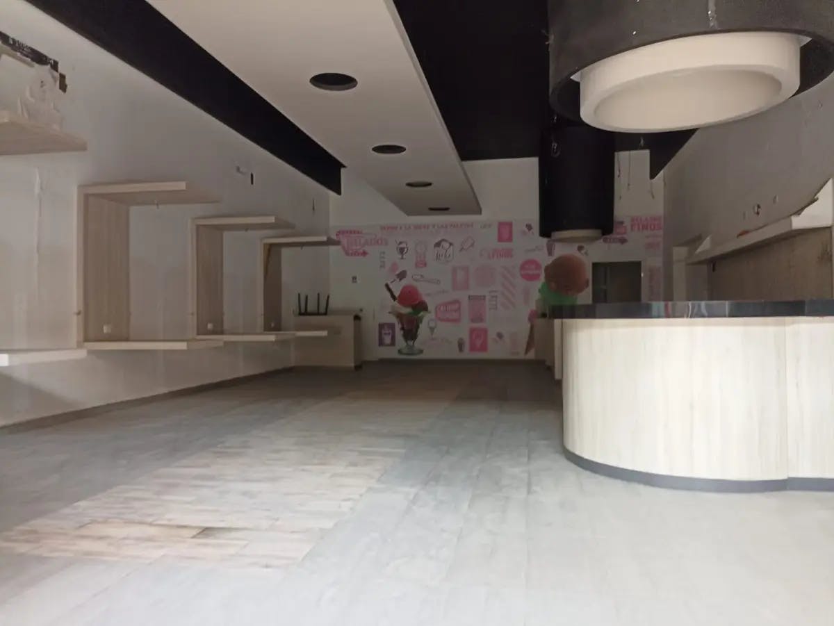 Local Comercial Spot2