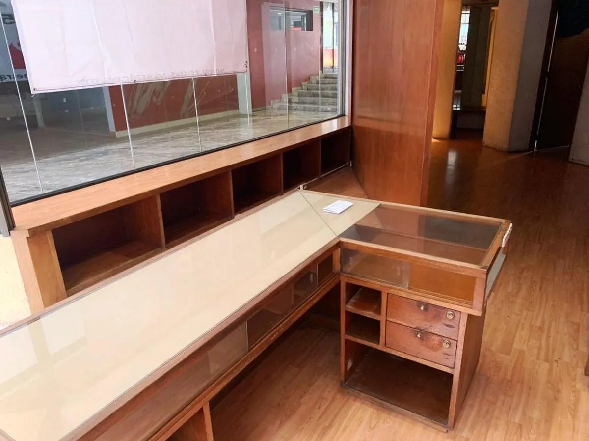 Local Comercial Spot2