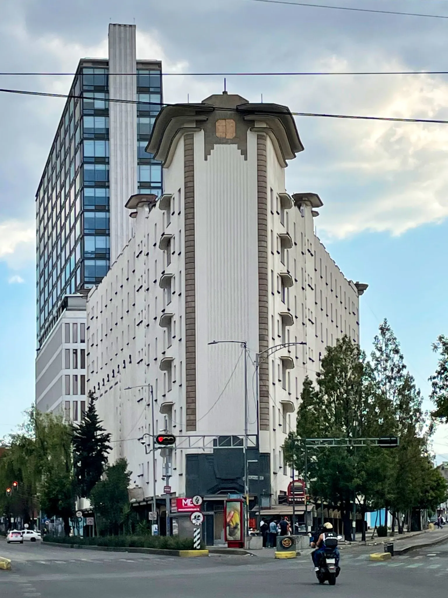 Local Comercial Spot2