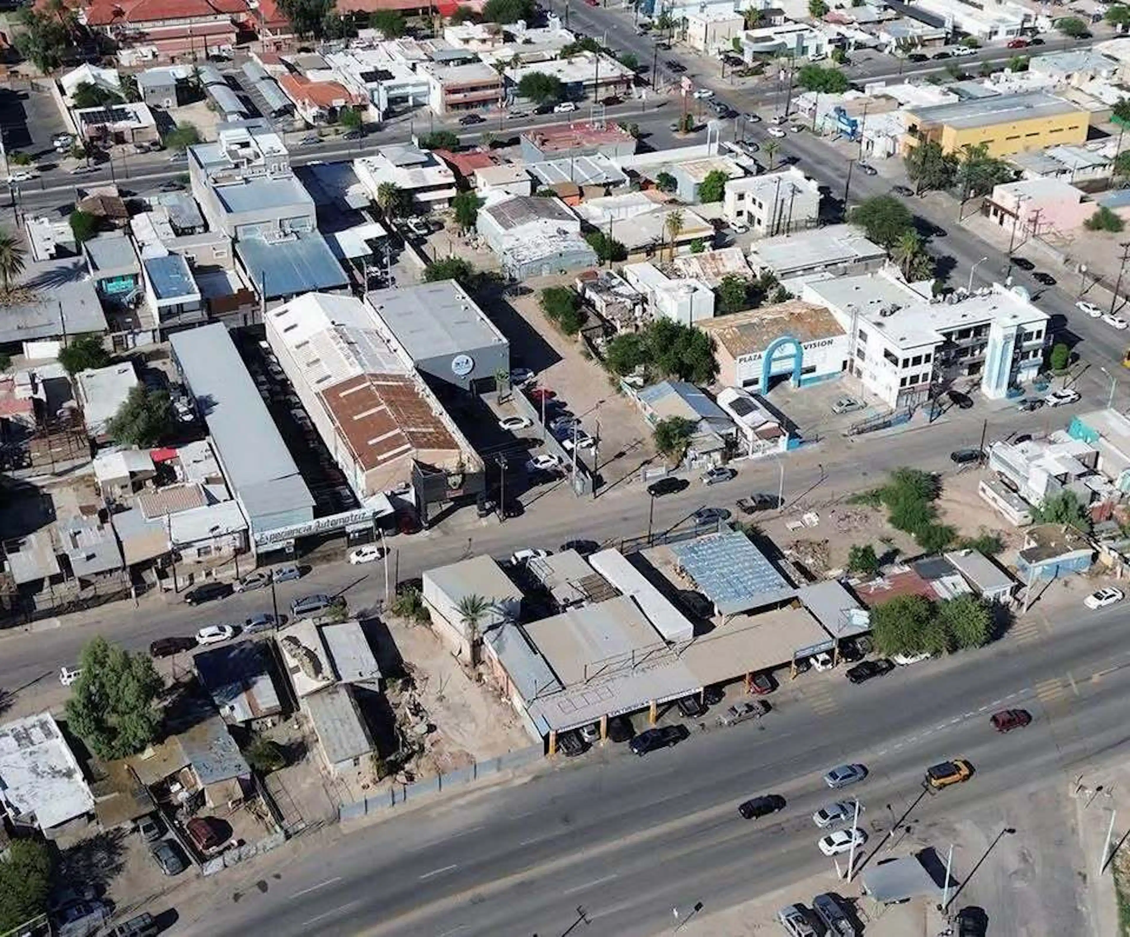 ¡Se vende terreno sobre Av. Sebastián Lerdo de Tejada en Mexicali!