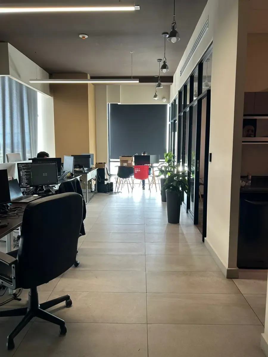 Local Comercial Spot2