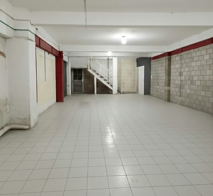 Local Comercial Spot2