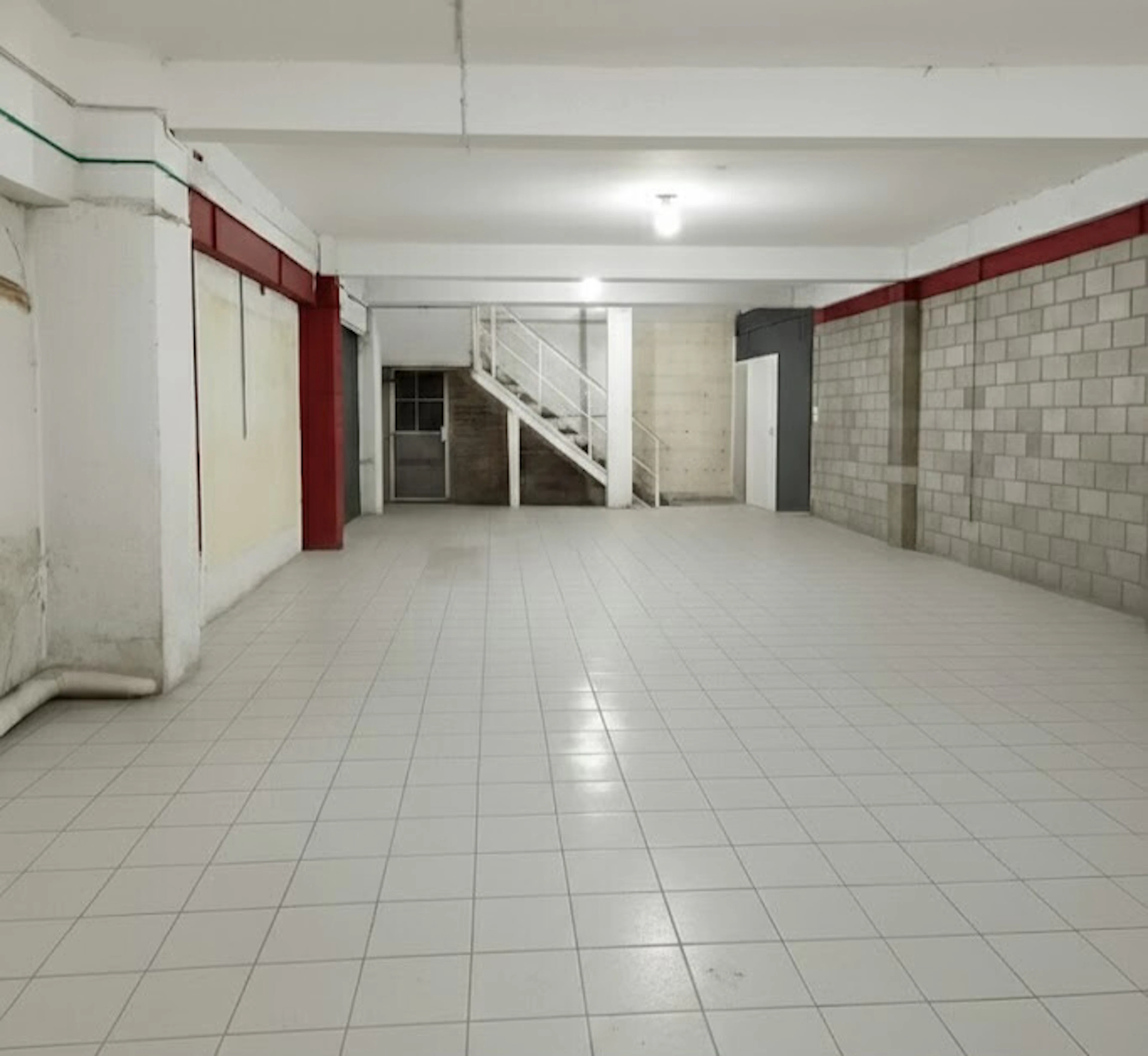 Local Comercial Spot2