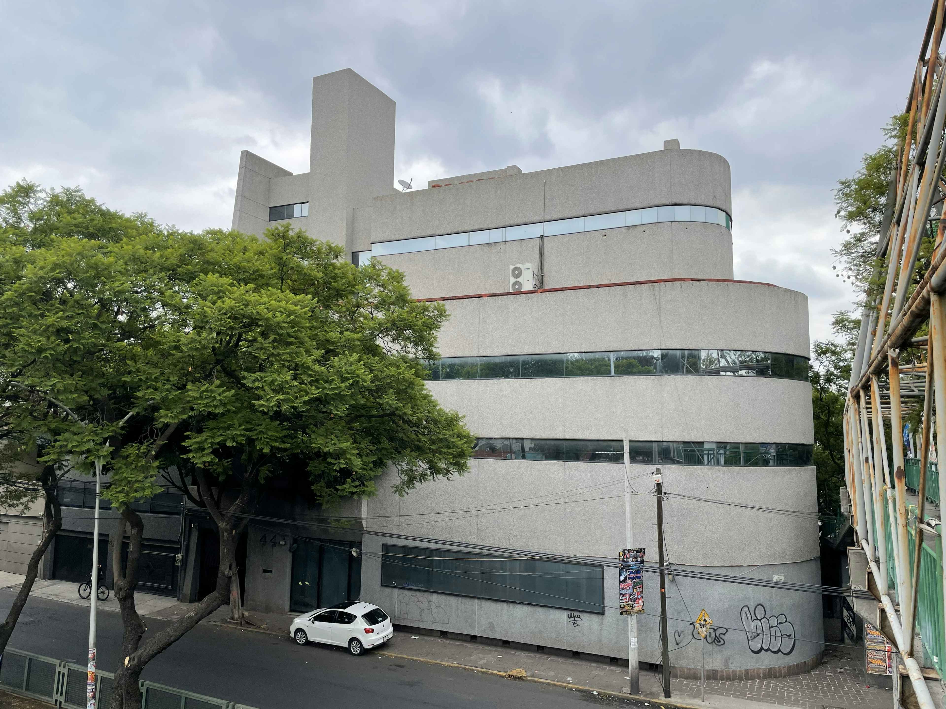 Avenida Parque De Chapultepec 44