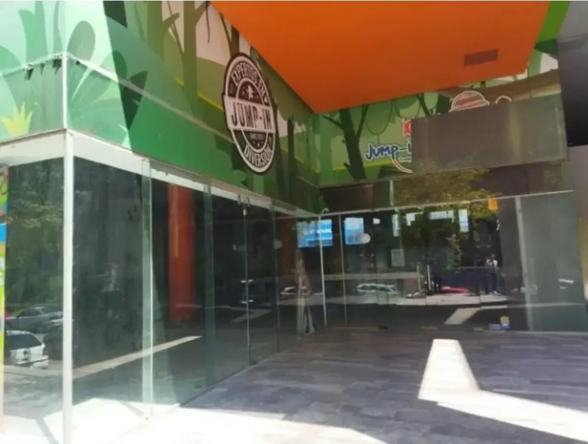 Local Comercial Spot2