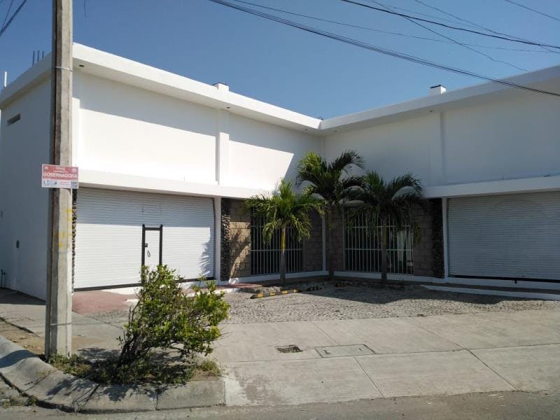 Local Comercial Spot2