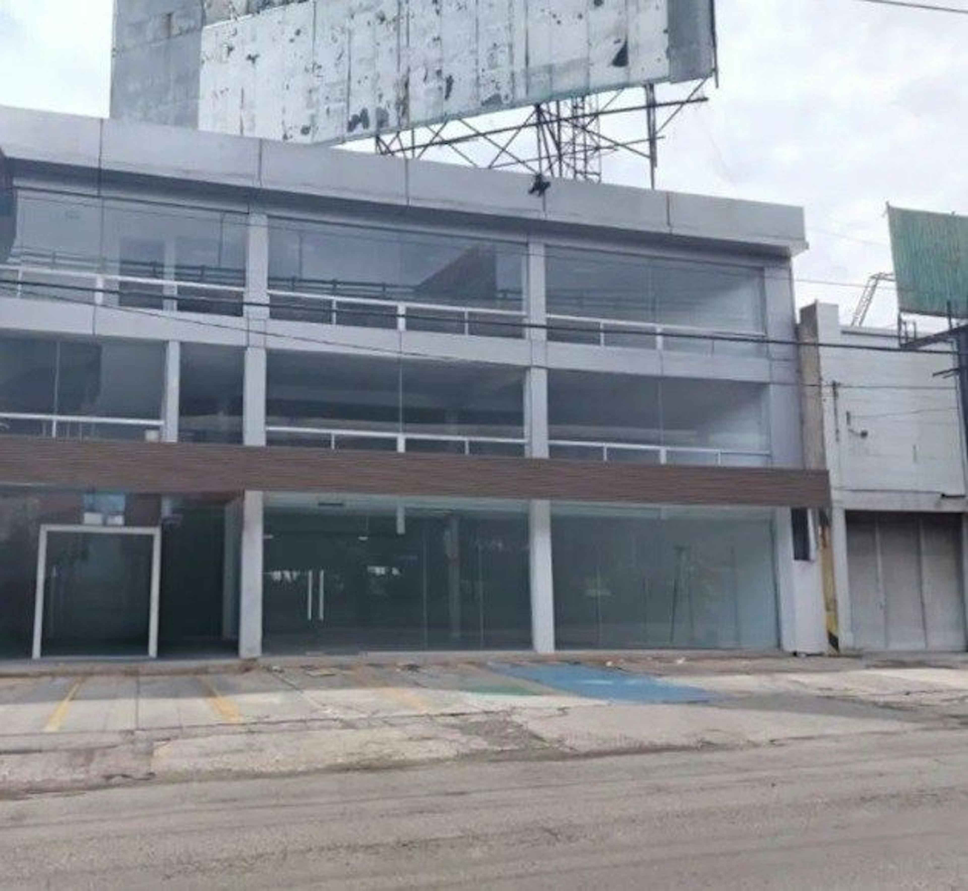 Periférico Boulevard Manuel Ávila Camacho 99