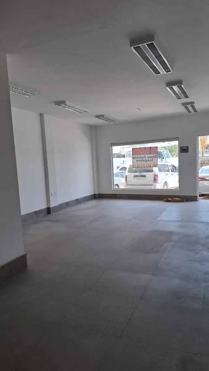 Local Comercial Spot2
