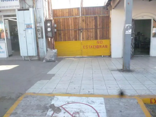 Local Comercial Spot2