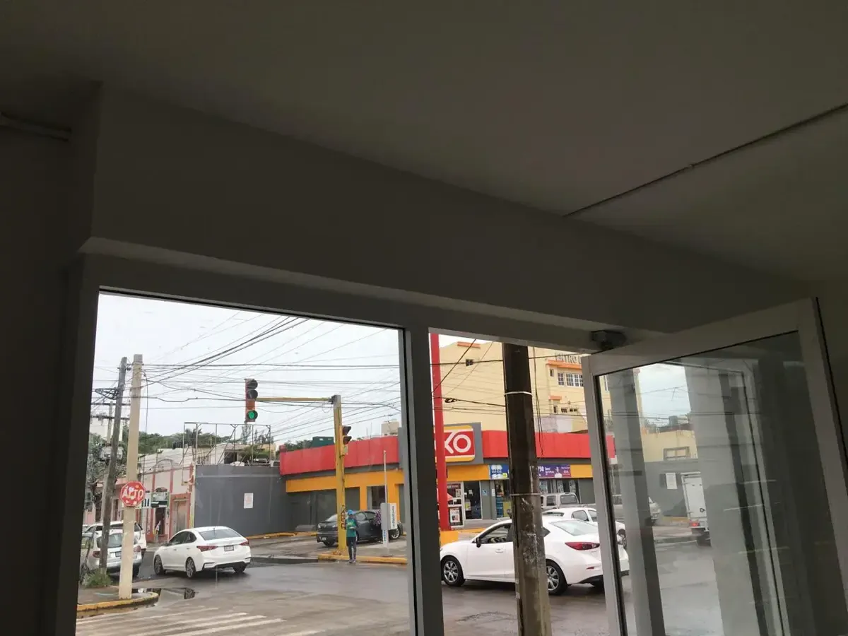 Local Comercial Spot2