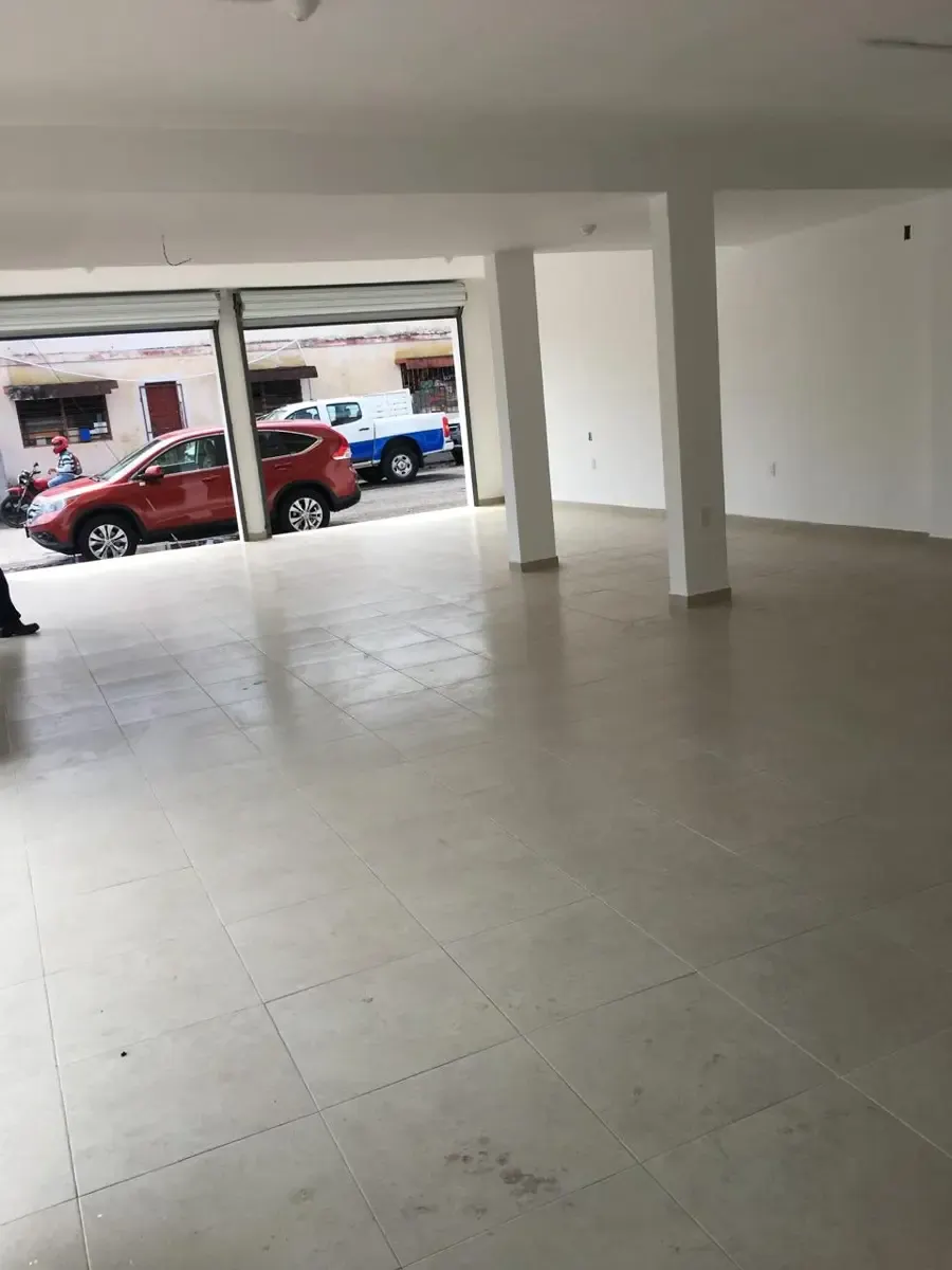 Local Comercial Spot2