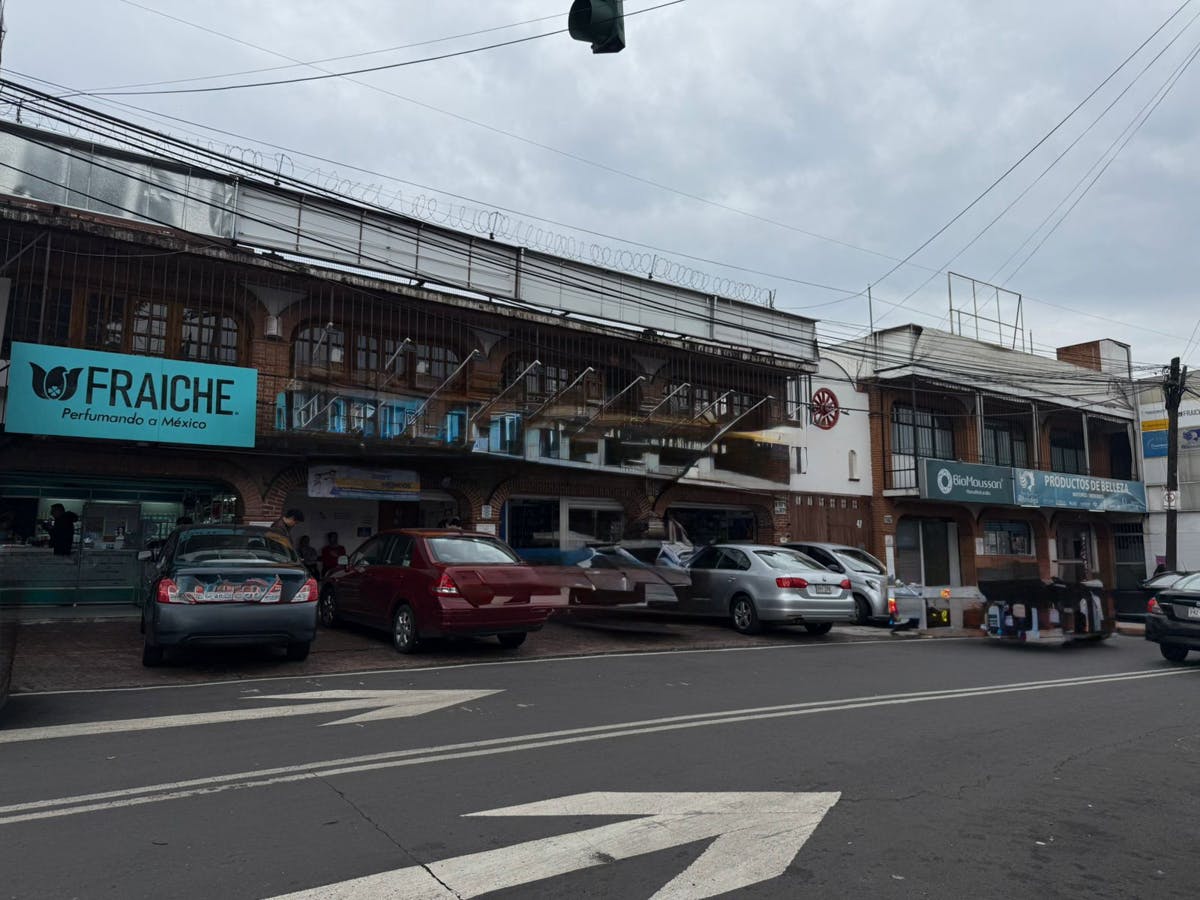 Local Comercial Spot2