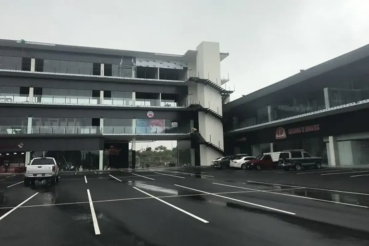 Local Comercial Spot2