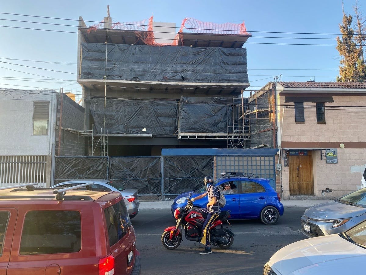 Local Comercial Spot2