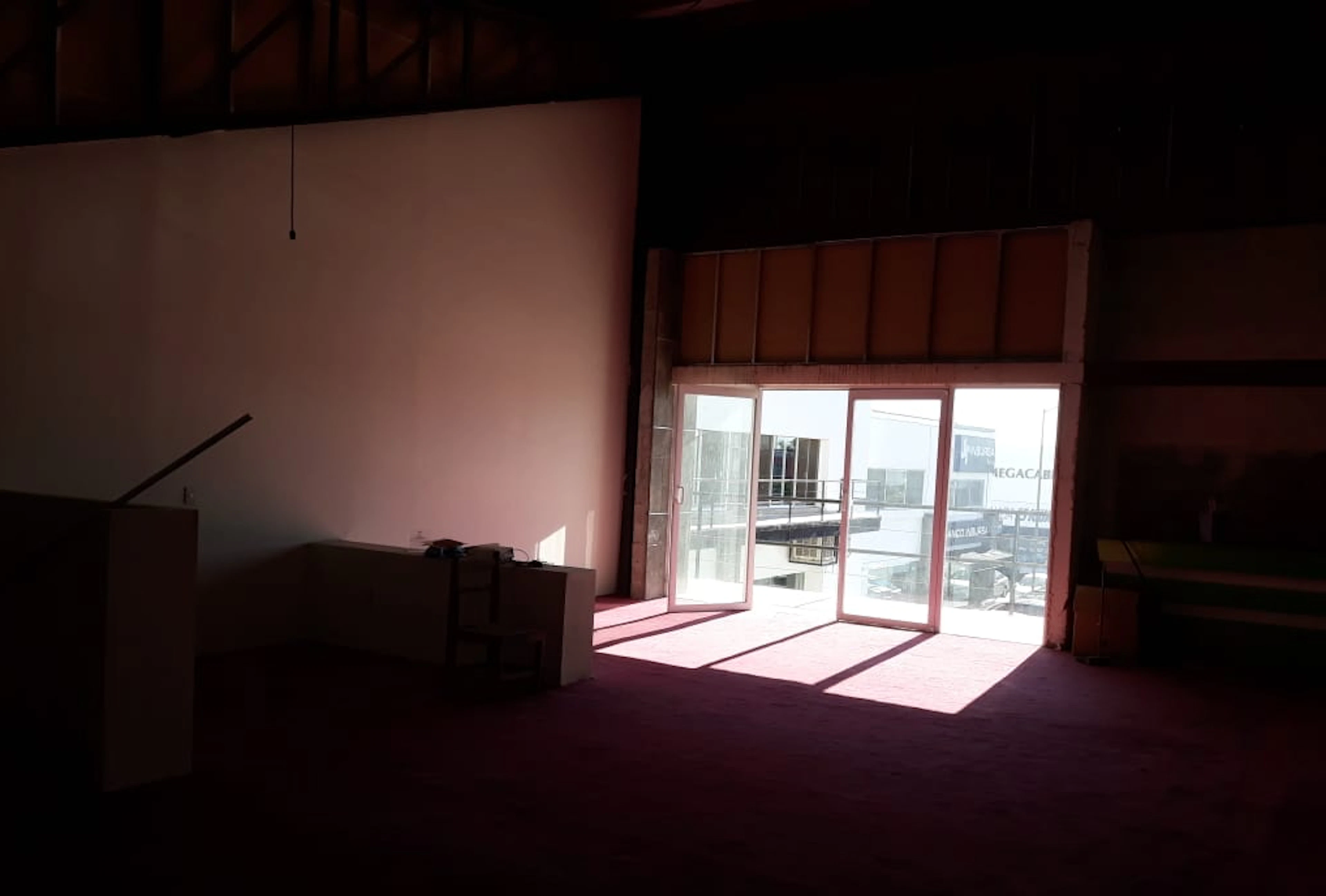 Local Comercial Spot2