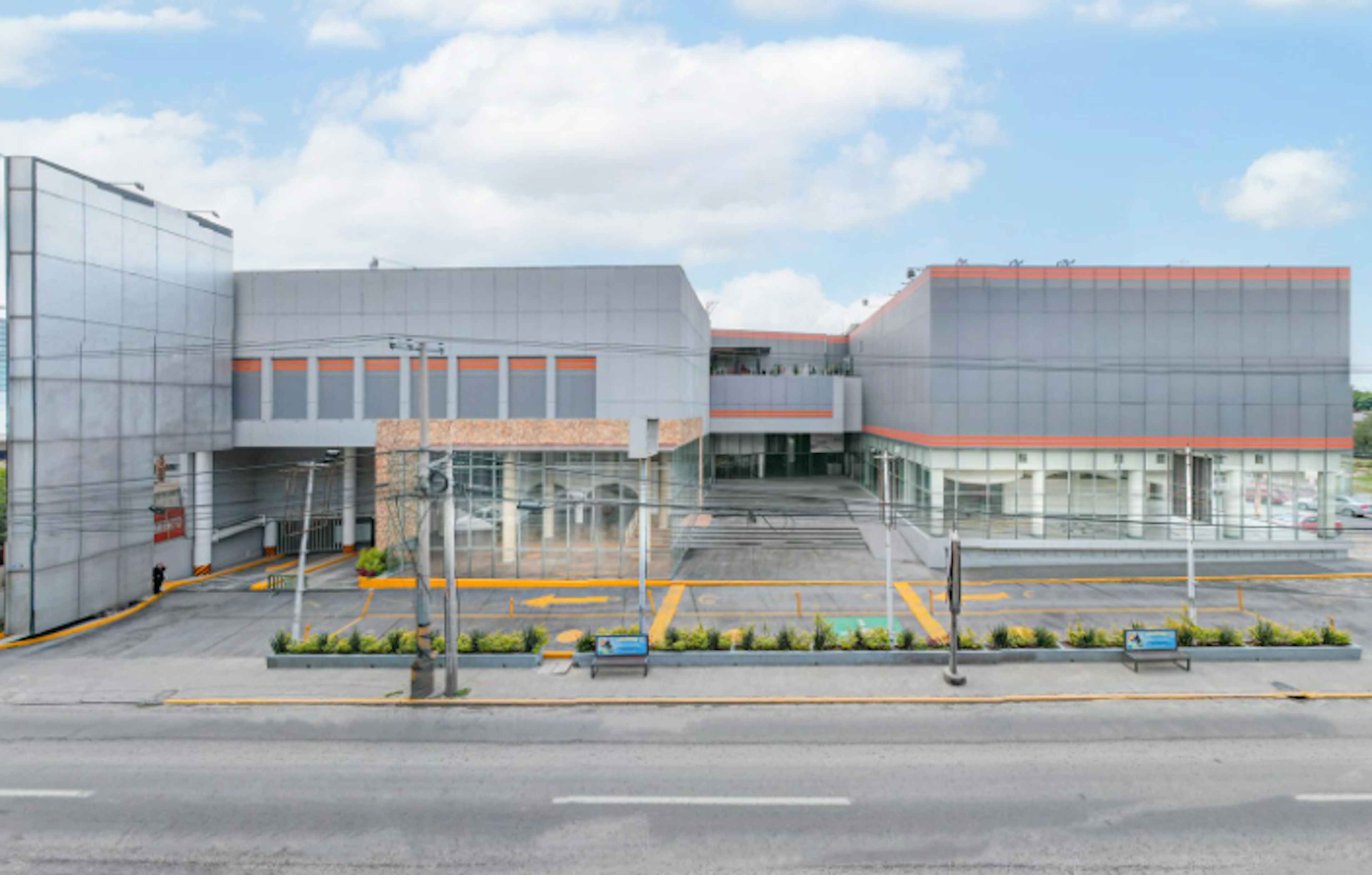 Periférico Boulevard Manuel Ávila Camacho 3063