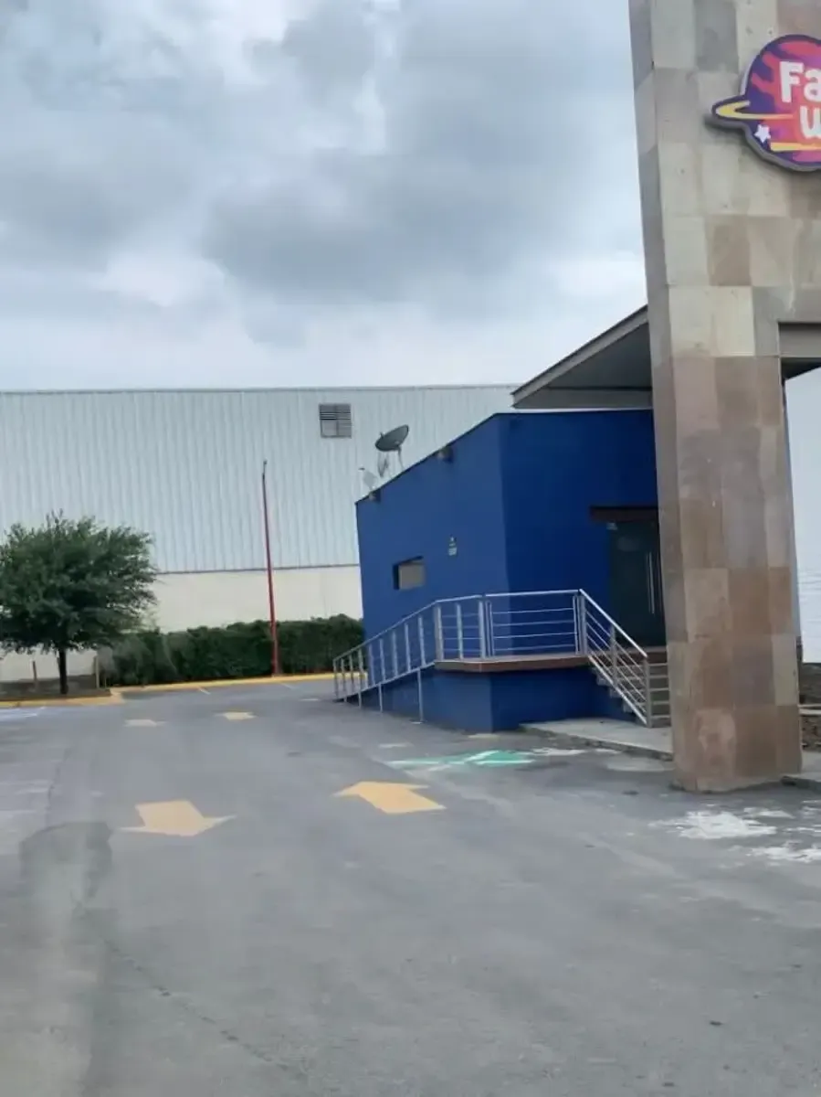 Local Comercial Spot2