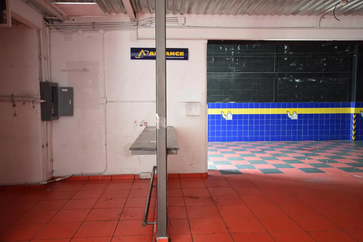 Local Comercial Spot2