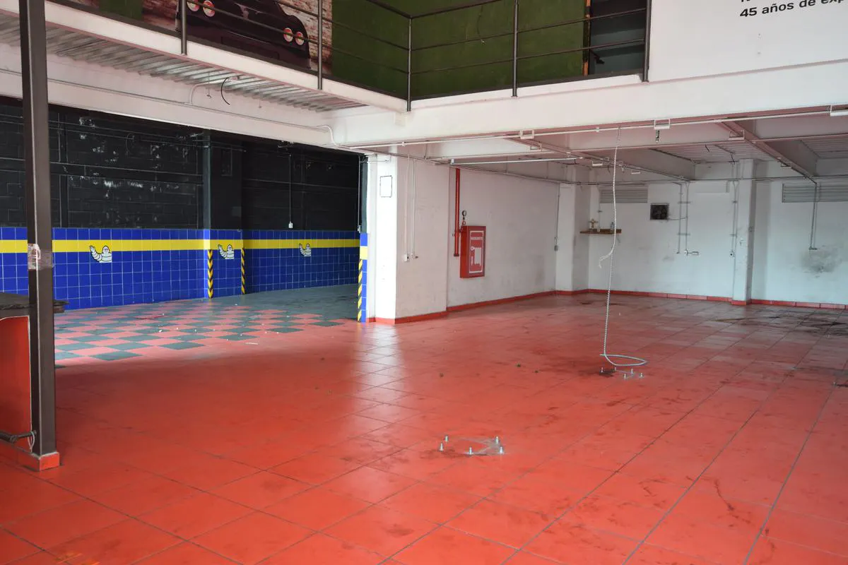 Local Comercial Spot2