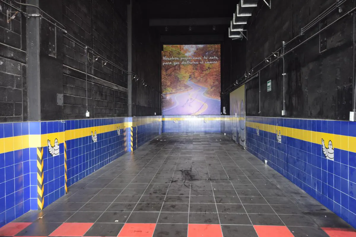 Local Comercial Spot2