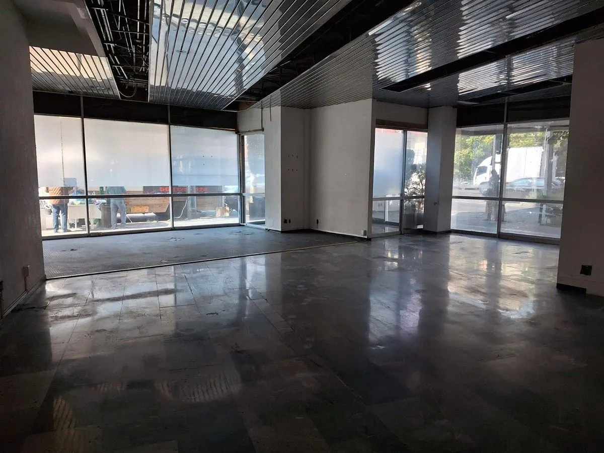 Local Comercial Spot2