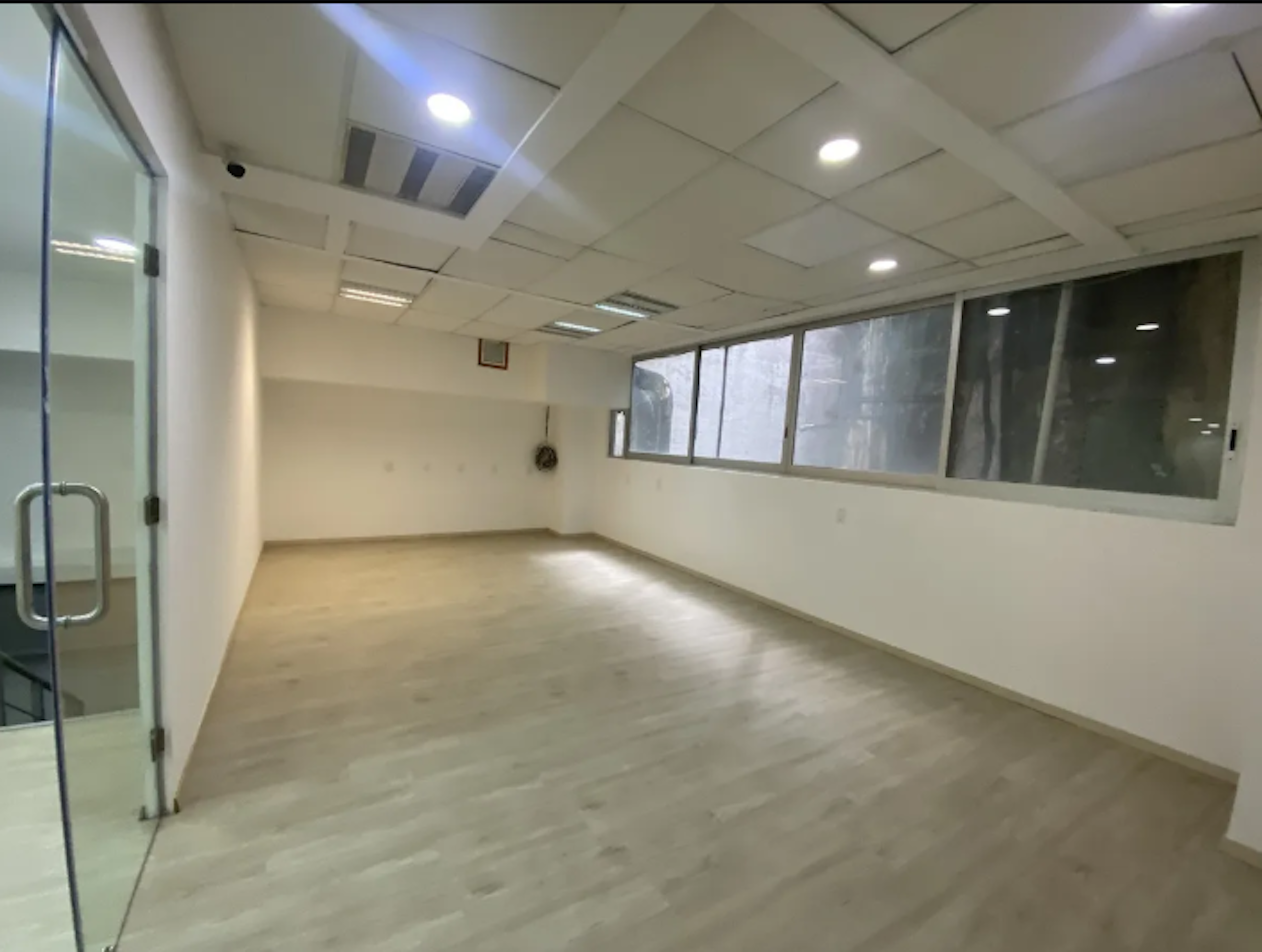 Spot image 0