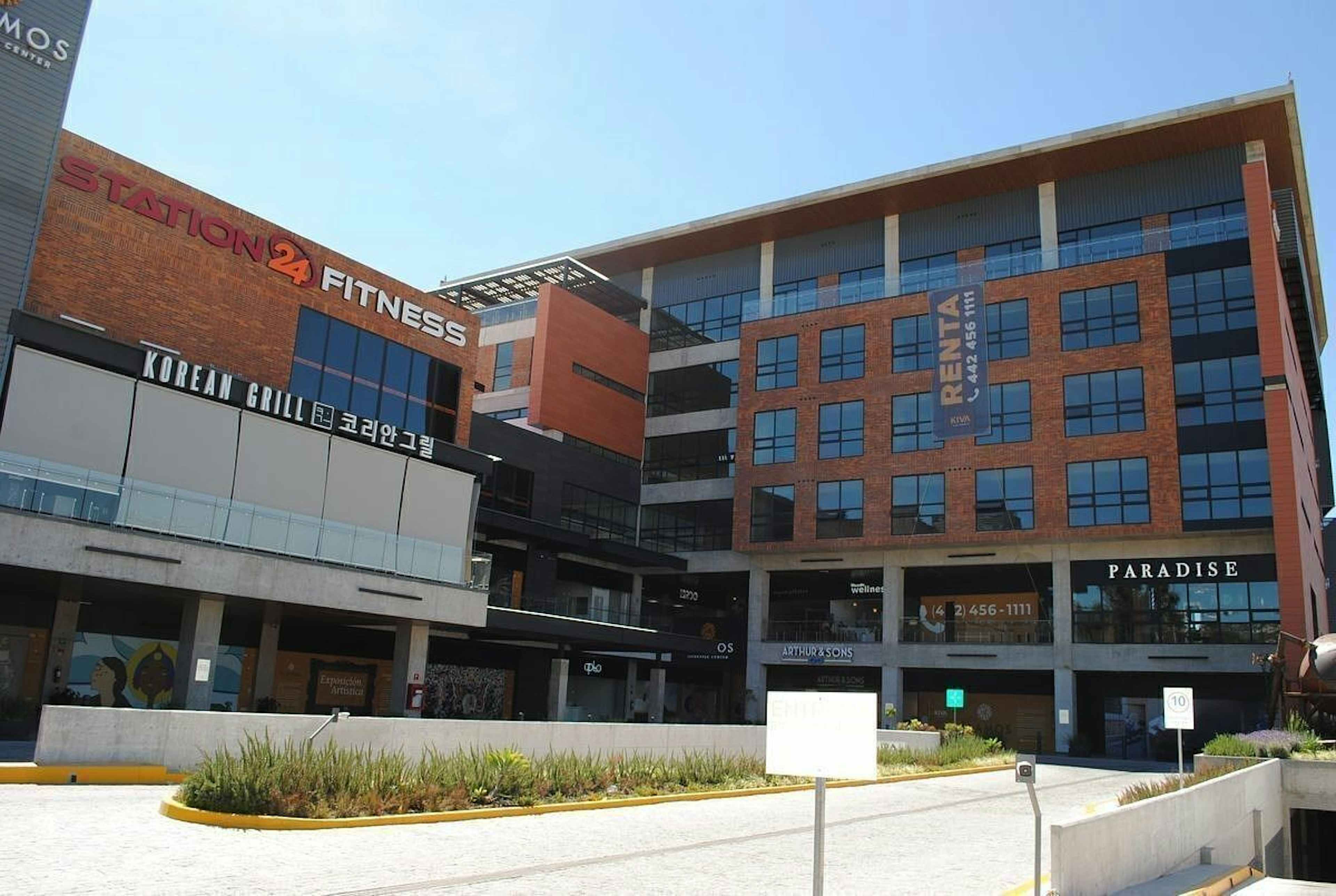 Avenida Industrialización 7