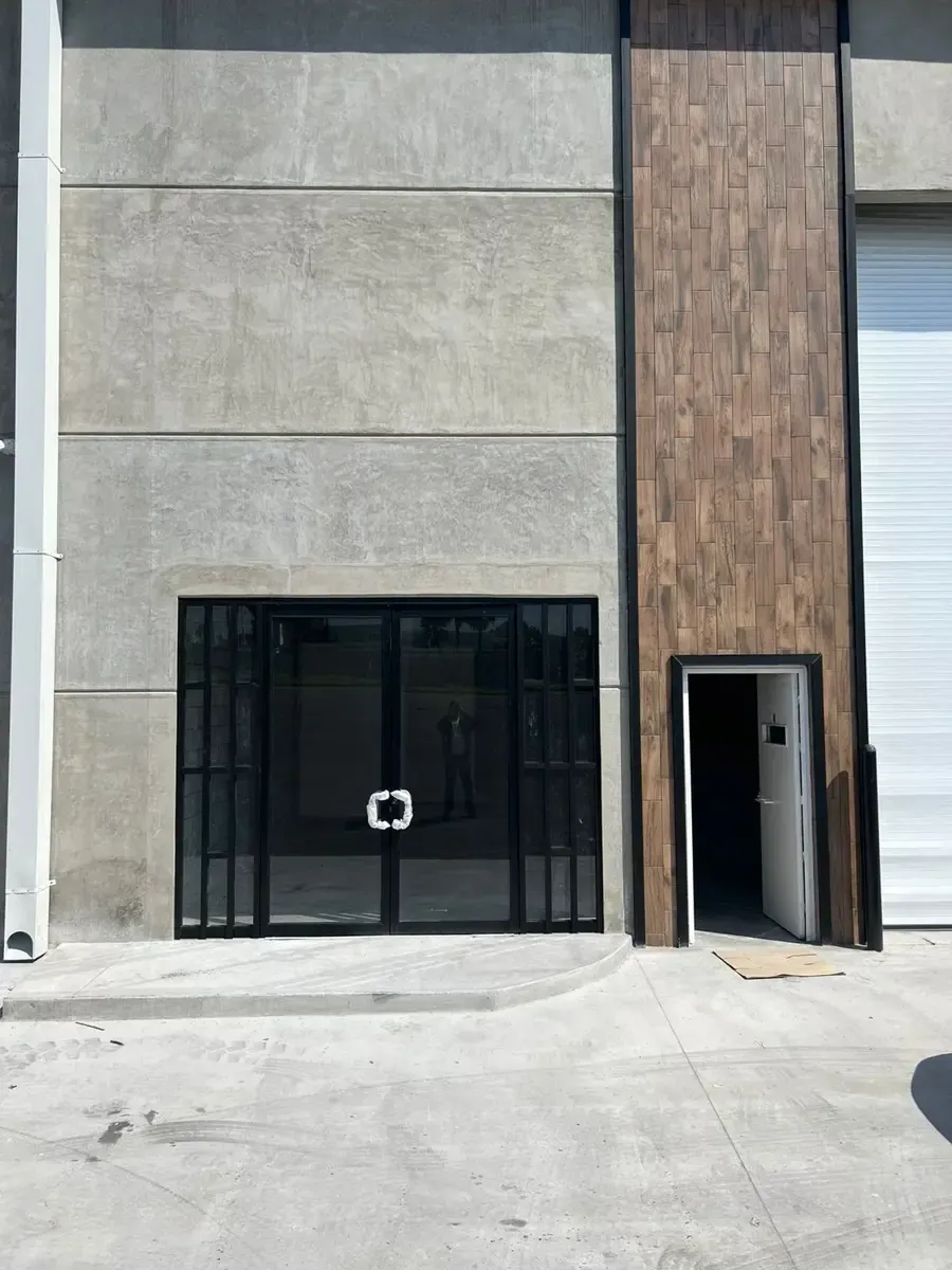 Industrial Spot2