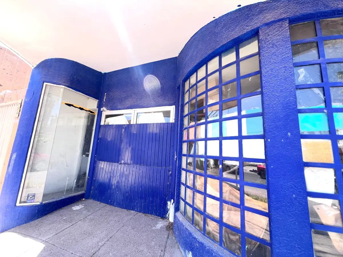 Local Comercial Spot2