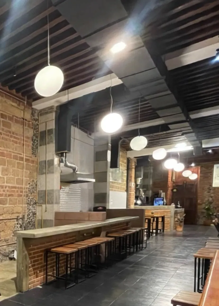 Local Comercial Spot2