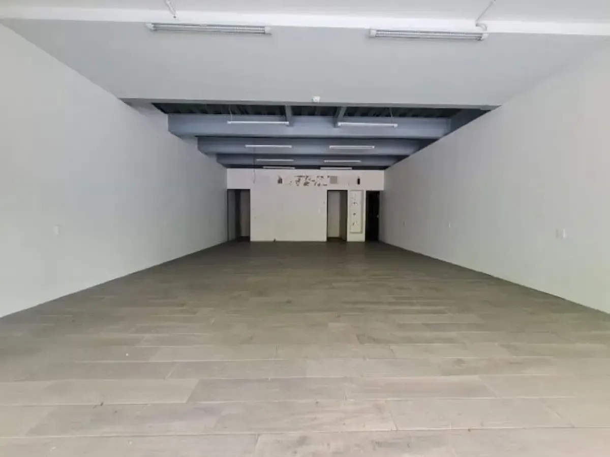 Local Comercial Spot2