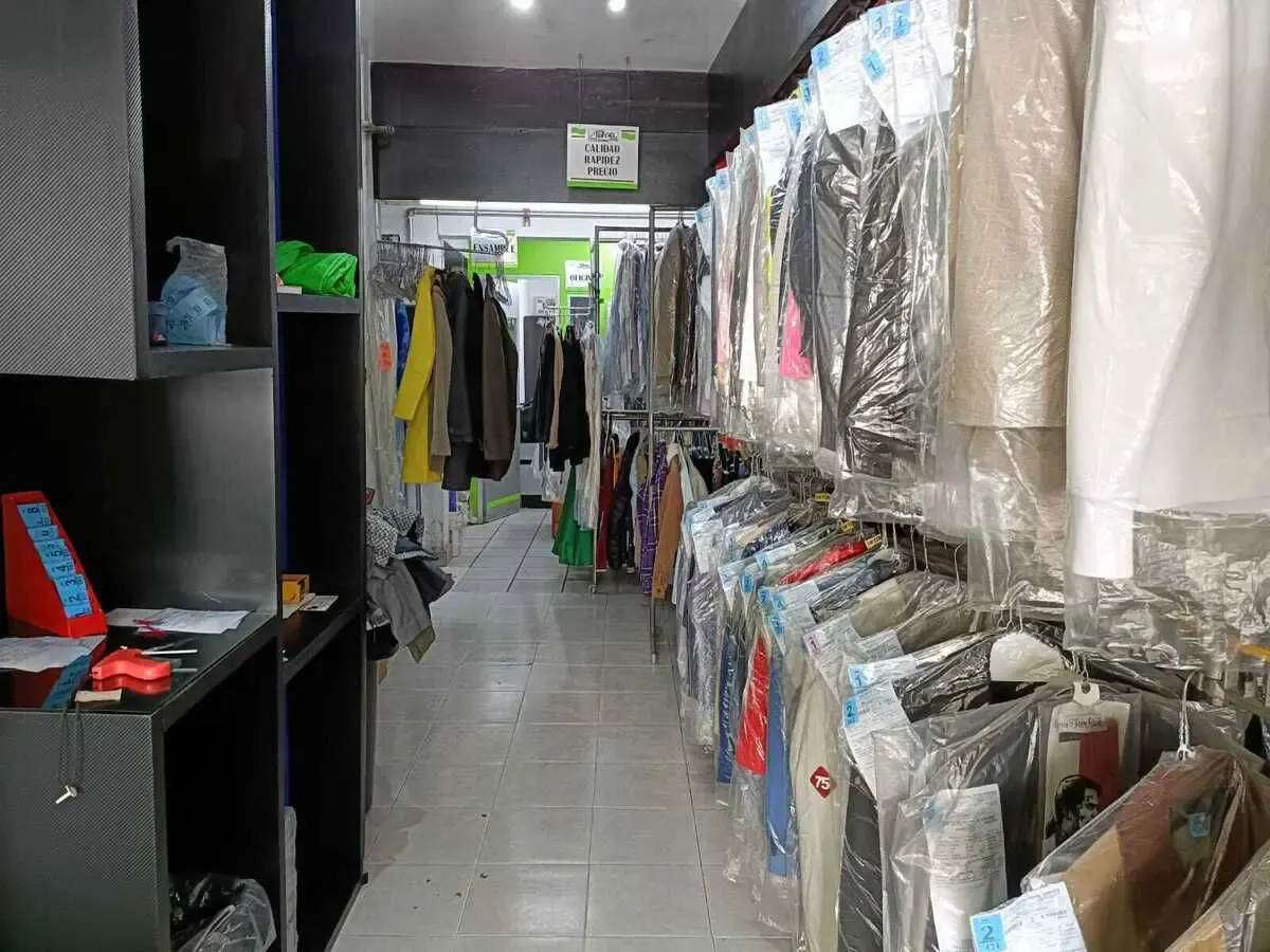 Local Comercial Spot2