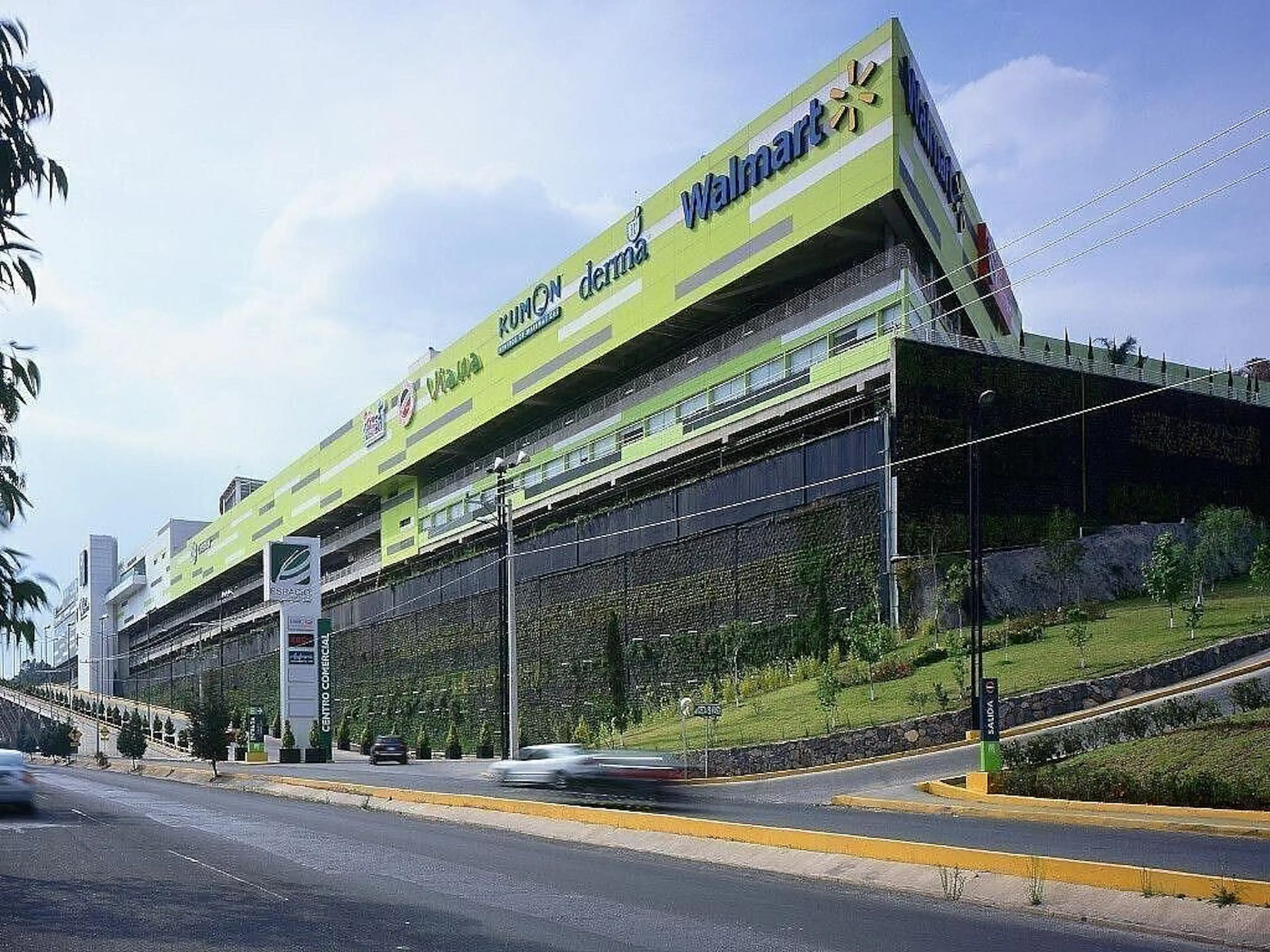 Av. Jorge Jiménez Cantú