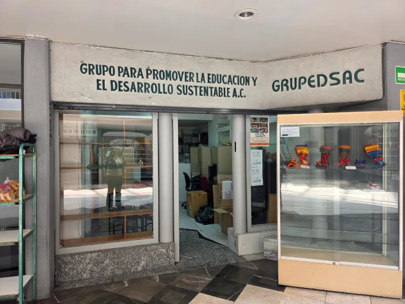 Local Comercial Spot2